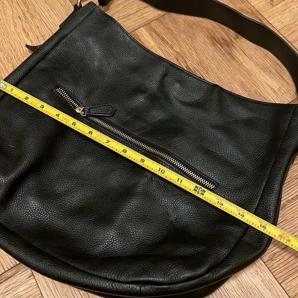 Laggo leather handbag - Picture 8 of 9